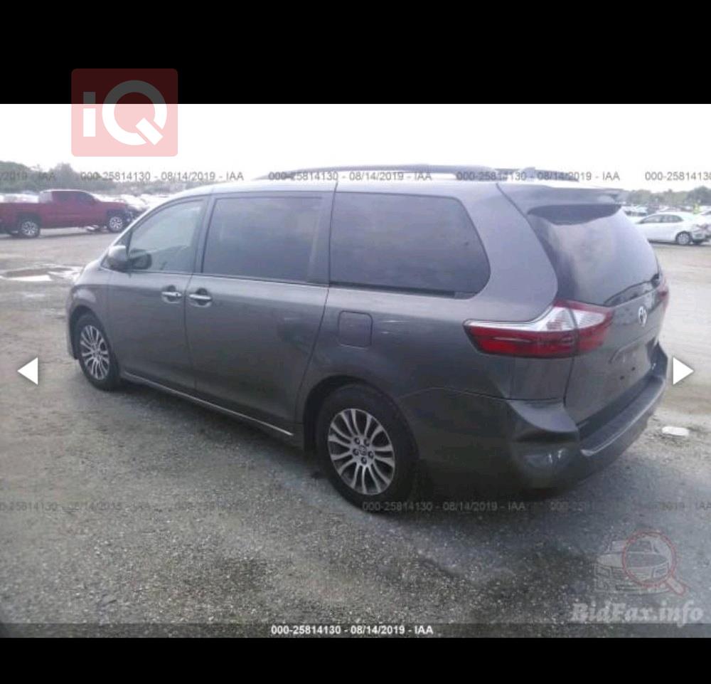 تويوتا سيينا